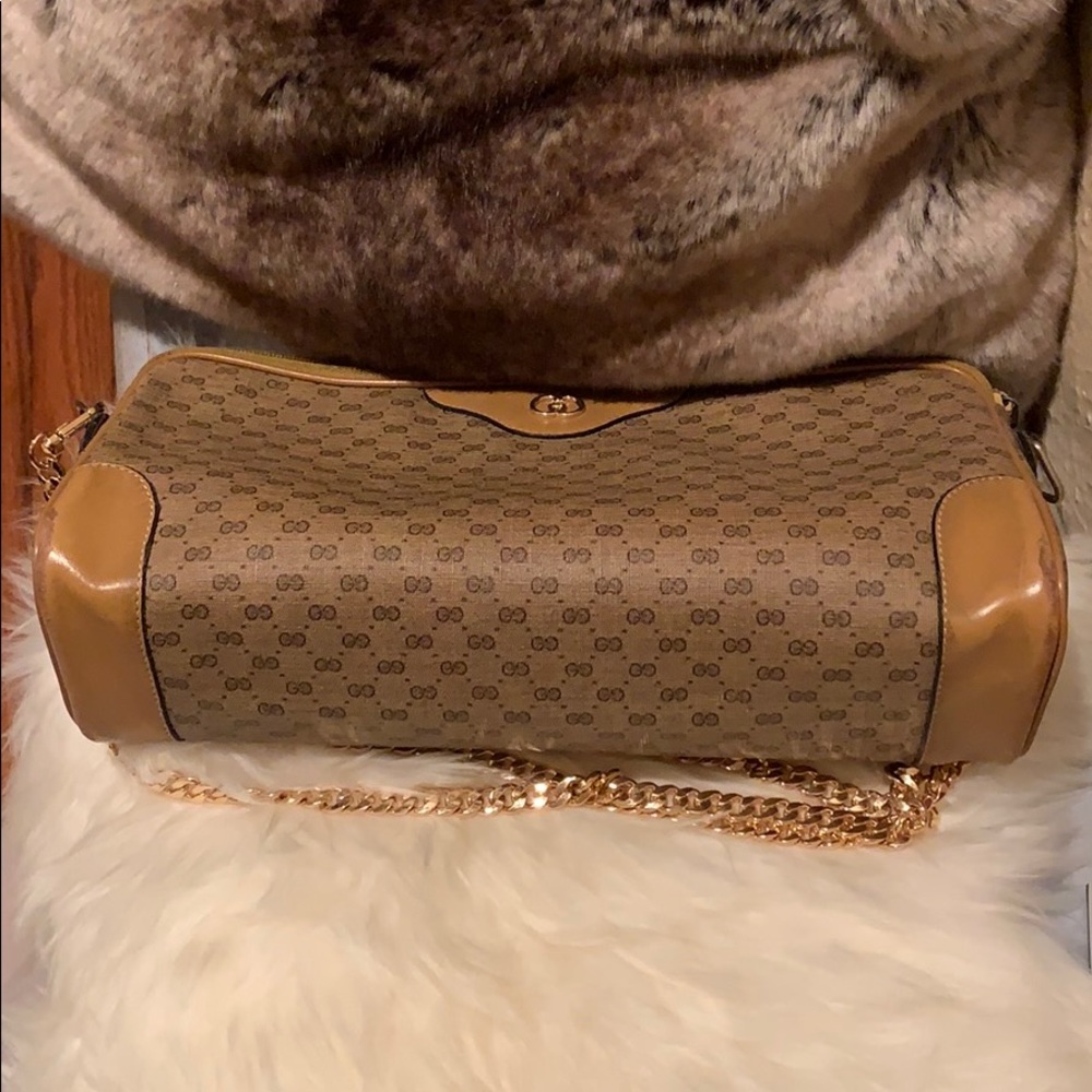 Vintage Gucci Crossbody Clutch ❤️ - Picture 4 of 15